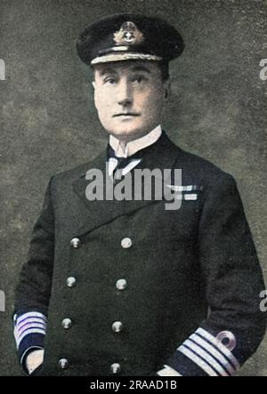 Il capitano J.E.T.Harper della Royal Navy, nominato Master of the Fleet per l'ispezione della flotta da re Giorgio V a Spithead nel luglio 1914 Data: 1914 Foto Stock