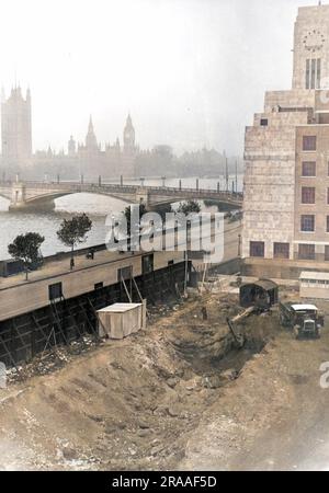 Il quartier generale dei vigili del fuoco di Londra è in costruzione a Lambeth. Data: Circa 1936 Foto Stock