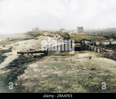 Un cannone della batteria costiera di difesa Cecilie vicino a Middelkerke nelle Fiandre occidentali, Belgio, durante la prima guerra mondiale. Data: 1914-1918 Foto Stock