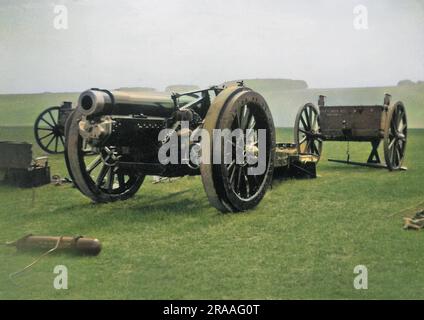 Artiglieria in mostra, e utilizzata per scopi di addestramento, vicino a Okehampton, Devon. Data: Anni '1940 Foto Stock