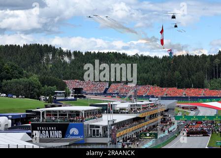 Spielberg, Austria. 2 luglio 2023. Atmosfera della griglia. Campionato del mondo di Formula 1, Rd 10, Gran Premio d'Austria, domenica 2 luglio 2023. Spielberg, Austria. Crediti: James Moy/Alamy Live News Foto Stock