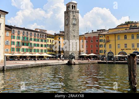 Vista sulla zona di Riva del garda. Foto Stock