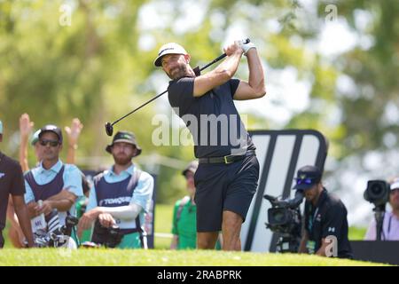 Cadice, Spagna. 2 luglio 2023. CADICE, SPAGNA - 02 LUGLIO: Dustin Johnson di 4Aces GC durante il terzo giorno del LIV Golf - Andalusia al Real Club Valderrama il 2 luglio 2023 a Cadice, Spagna. (Immagine di credito: © DAX via ZUMA Press Wire) SOLO USO EDITORIALE! Non per USO commerciale! Foto Stock