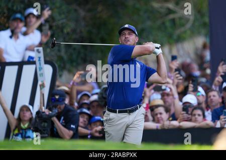 Cadice, Spagna. 2 luglio 2023. CADICE, SPAGNA - 02 LUGLIO: Bryson DeChambeau di Crushers GC durante il terzo giorno del LIV Golf - Andalusia al Real Club Valderrama il 2 luglio 2023 a Cadice, Spagna. (Immagine di credito: © DAX via ZUMA Press Wire) SOLO USO EDITORIALE! Non per USO commerciale! Foto Stock