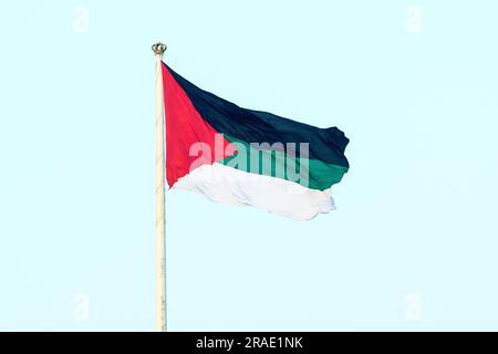 Aqaba, Giordania - 19 dicembre 2022: Bandiera della rivolta araba ad Aqaba. Foto Stock