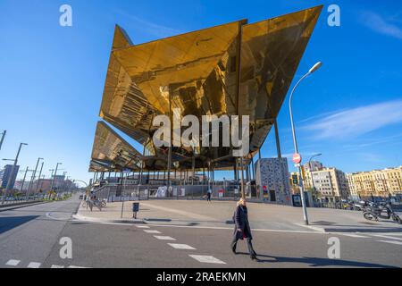 Mercato delle pulci Encants Vells, Barcellona, Catalogna, Spagna Foto Stock