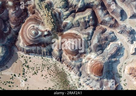 Vista aerea delle colorate Bentonite Hills, vicino a Hanksville, Utah. Foto Stock