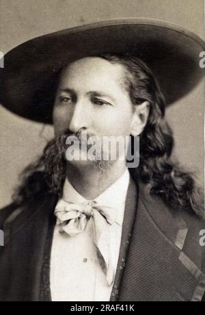 James Butler, Wild Bill, Hickok (27. Mai 1837 - 2. Agosto 1876) War ein US-amerikanischer Westernheld beziehungsweise Revolverheld, Soldat und Gesetzeshüter, Historisch, digital restaurierte Reproduktion von einer Vorlage aus dem 19. Jahrhundert (Hickok, 27 maggio 1837 19th – 2 agosto 1876) è stato un Foto Stock