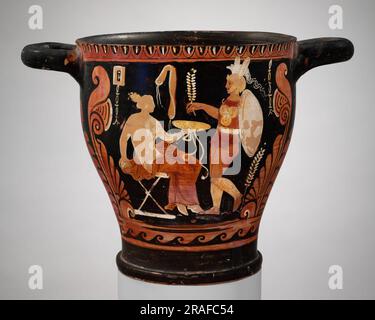 Skyphos di terracotta (coppa per bere in profondità) 325 a.C., opera della ceramica greca antica Foto Stock