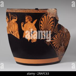 Due frammenti di una Skyphos di terracotta (coppa per bere in profondità) 400 a.C., opera della ceramica greca antica Foto Stock