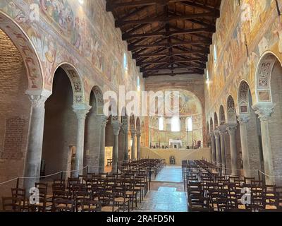 Un capolavoro di arte romanica, l'Abbazia di Pomposa, Italia Ferrara Foto Stock
