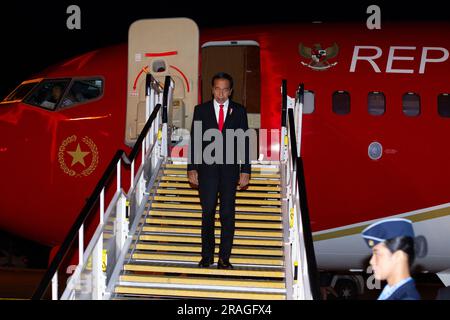 Sydney, Australia, 3 luglio 2023. Joko Widodo, presidente dell'Indonesia, arriva all'aeroporto di Sydney (Kingsford Smith) prima dei suoi due giorni in Australia. Credito: Robert Wallace / Wallace Media Network / Alamy Live News Foto Stock