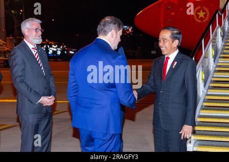 Sydney, Australia, 3 luglio 2023. Joko Widodo, presidente dell'Indonesia, arriva all'aeroporto di Sydney (Kingsford Smith) prima dei suoi due giorni in Australia. Credito: Robert Wallace / Wallace Media Network / Alamy Live News Foto Stock