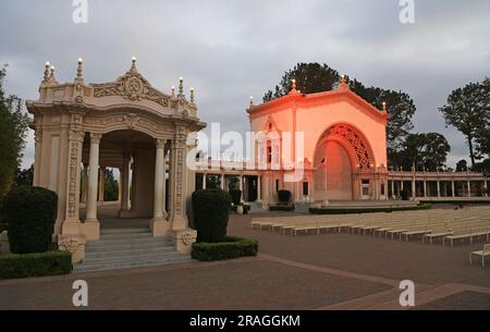 Padiglione degli organi Spreckels in serata - San Diego, California Foto Stock