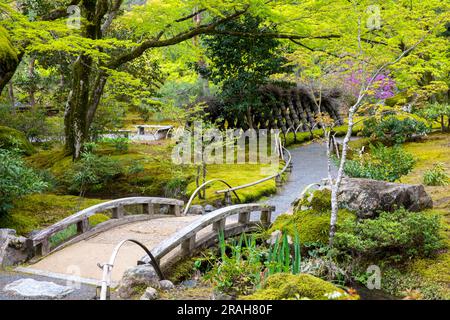 Tenryu - ji Temple Grounds, Kyoto, Giappone, 2023 e il suo famoso giardino zen panoramico, clima primaverile, Giappone, Asia, 2023 Foto Stock