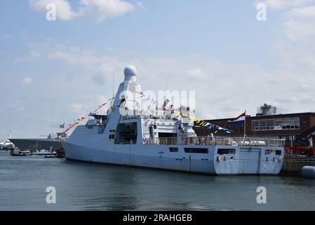 Den Helder, Paesi Bassi. 30 giugno 2023. Navi della Marina durante i giorni della marina nel porto di Den Helder. Foto di alta qualità Foto Stock