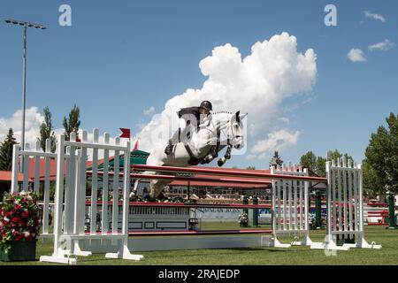 Rupert Winkelmann gareggia nel Rolex Pan American Grand Prix a Spruce Meadows a Calgary, Canada, il 1 luglio 2023. Foto Stock