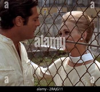 Un POSTO PER GLI AMANTI 1968 film MGM con Faye Dunaway e Marcello Mastroianni Foto Stock