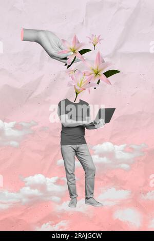 Immagine collage verticale del braccio con effetto bianco nero che contiene fiori di giglio freschi, invece la testa di un piccolo ragazzo utilizza un netbook isolato su nuvole di carta su sfondo cielo Foto Stock