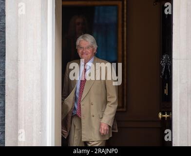 Downing Street, Londra, Regno Unito. 4 luglio 2023. Andrew Mitchell deputato, Ministro dello sviluppo a Downing Street. Crediti: Malcolm Park/Alamy Live News Foto Stock