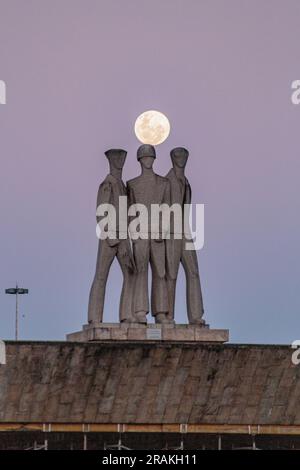 Monumenti a Pracinhas a Rio de Janeiro, Brasile - 3 giugno 2023: Monumento in onore dei soldati uccisi nella seconda guerra mondiale a Rio de Janeiro. Foto Stock