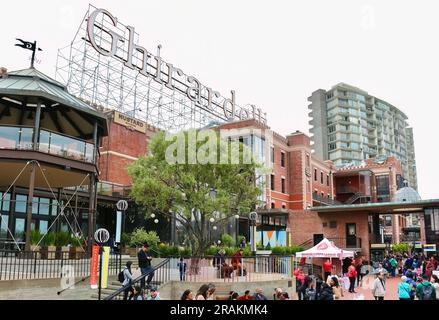 Supporto per la raccolta di fondi gestito da veterani della Marine Corps League Ghirardelli Square e firmare Marina District San Francisco California USA Foto Stock