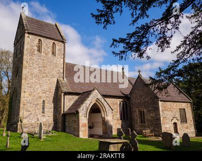 Holy Cross Church in Ilam Park, Peak District, Inghilterra, Regno Unito Foto Stock