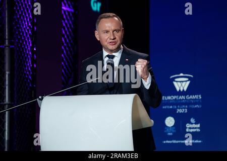 Andrzej Duda, presidente della Repubblica di Polonia, interviene durante la cerimonia di apertura ai Campionati europei di eSport 2023 Foto Stock