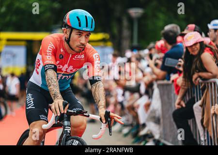 Francia. 4 luglio 2023. Foto di Alex Whitehead/SWpix.com - 04/07/2023 - Ciclismo - 2023 Tour de France - Stage 4: Da Dax a Nogaro (181 km) - Caleb Ewan di lotto Dstny credito: SWpix/Alamy Live News Foto Stock