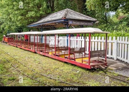 La stazione ferroviaria Ladys Walk a Westport House, County May, Irlanda Foto Stock