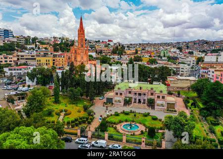 Zacatecas Mexico. Vista aerea della zona colonia della capitale dello stato di Zacatecas 2023. Città coloniale © (© foto di LuisGutierrez / NortePhoto.com) Zacatecas Messico. Vista aerea de la zona colonia de ciudad capitale dell'estado de Zacatecas 2023. ciudad Colonial © (© foto por LuisGutierrez / NortePhoto.com) Foto Stock