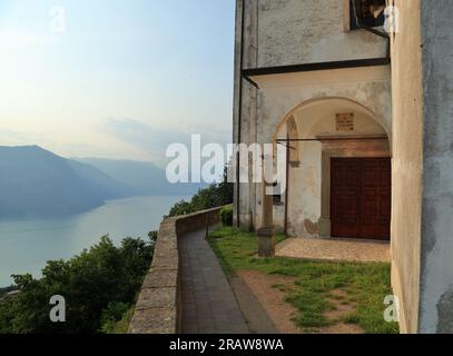 Cappella Madonna della Ceriola. Santuario della Madonna della Ceriola. Monte Isola. Lago d'Iseo, Lago d'Iseo, Iseosee, Italia Foto Stock