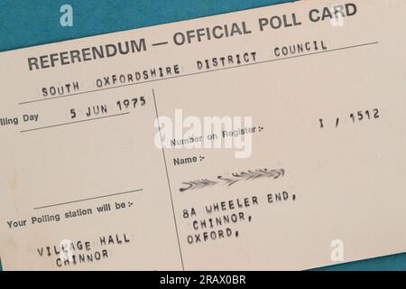 Referendum Polling Card, 1975 - quando il Regno Unito ha votato per rimanere nel mercato comune europeo, avendo "aderito” a prova un paio di anni prima Foto Stock