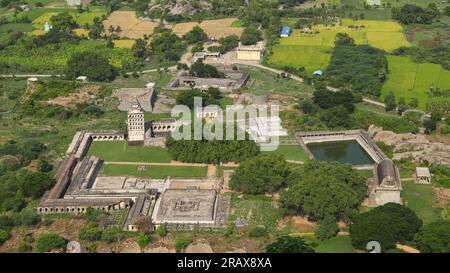Vista del campus del forte di Gingee dalla cima, Villupuram, Tamilnadu, India. Foto Stock