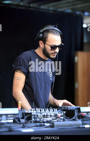 DJ Set di Brodinski a Tohu Bohu, radio France Festival, Antigone, Montpellier, Occitanie, Francia Foto Stock