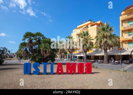 Piazza Anco Marzio, Lido di Ostia, Roma, Lazio, Italia. Foto Stock