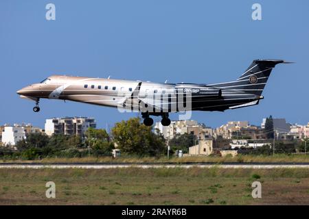 Air X Charter Embraer ERJ-135BJ Legacy 600 (Reg: 9H-Imp) in una nuova bella livrea. Foto Stock