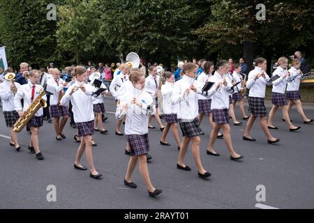 2023 Lettone Song and Dance Festival, Parata dei partecipanti al Festival, riga, Lettonia, 2 luglio 2023. Foto Stock