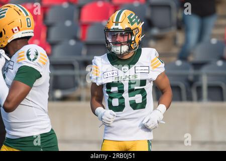 Ottawa, Canada. 30 giugno 2023. Il wide receiver Edmonton Elks Gavin Cobb (85) durante la partita della CFL tra Edmonton Elks e Ottawa Redblacks tenutasi al TD Place Stadium di Ottawa, Canada. Daniel Lea/CSM/Alamy Live News Foto Stock