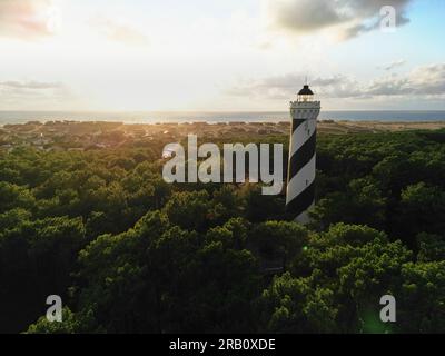 Faro PHARE de Contis, Saint-Julien-en-Born, Contis les Bains, Cote d'Argent, Les Landes, Oceano Atlantico, Francia Foto Stock