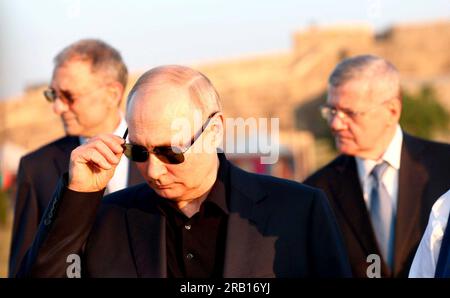 Vladimir PUTIN (Presidente della Russia) in viaggio in Daghestan il 4 luglio 2023. Foto: Il Cremlino Mosca via Foto Stock