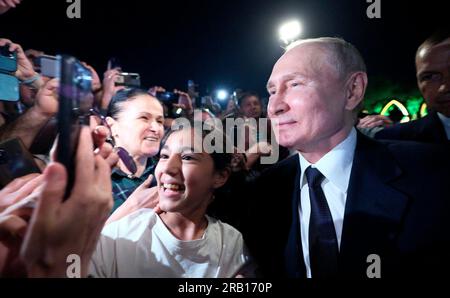 Vladimir PUTIN (Presidente della Russia) in viaggio in Daghestan il 4 luglio 2023. Festeggiamo, foto: Il Cremlino Mosca via Foto Stock