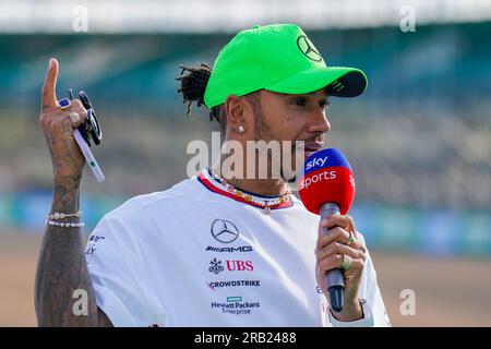 Silverstone, Regno Unito il 6 luglio 2023 Lewis Hamilton durante la FORMULA 1 ARAMCO BRITISH GRAND PRIX 2023 al circuito di Silverstone, Silverstone, Regno Unito il 6 luglio 2023 Foto Stock