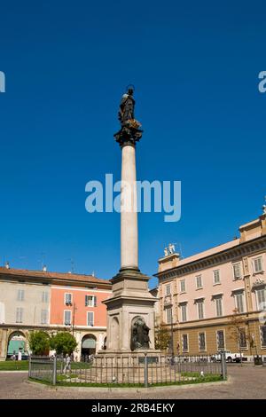 L'Italia, Emilia Romagna, Piacenza, Duomo town square Foto Stock