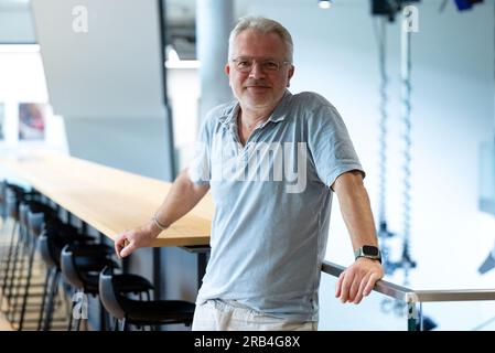Monaco, Germania. 6 luglio 2023. Sven Burgemeister, produttore, scattato durante una sessione fotografica sul set cinematografico della serie poliziesca "München Mord". Crediti: Sven Hoppe/dpa/Alamy Live News Foto Stock