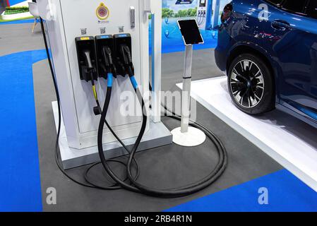 Bangkok, Thailandia. 7 luglio 2023. La stazione di ricarica della stazione di ricarica PluZ vista durante il Thailand Fast Auto Show 2023 al Bangkok International Trade and Exhibition Center (BITEC). Credito: SOPA Images Limited/Alamy Live News Foto Stock