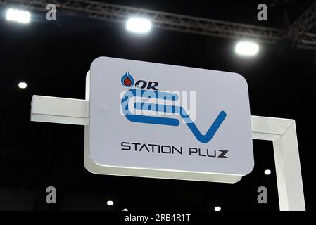 Bangkok, Thailandia. 7 luglio 2023. Un logo della stazione di ricarica PluZ della stazione EV è visibile durante il Thailand Fast Auto Show 2023 al Bangkok International Trade and Exhibition Center (BITEC). Credito: SOPA Images Limited/Alamy Live News Foto Stock