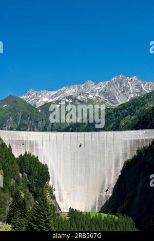 Diga di Luzzone. blenio. Svizzera Foto Stock