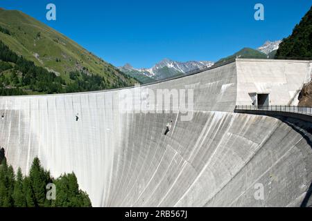 Diga di Luzzone. blenio. Svizzera Foto Stock