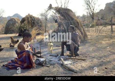 Bushman Village. Botswana. Africa Foto Stock